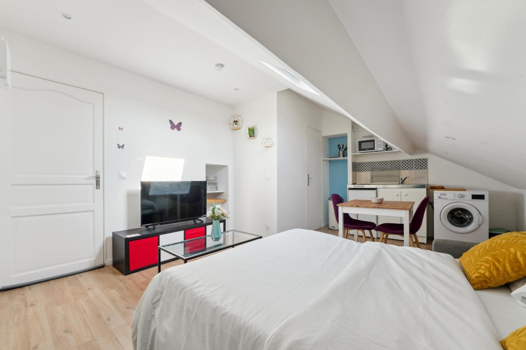 Budget Appart Avec Parking Au Centre-Ville Charleville-Mézières 외부 사진